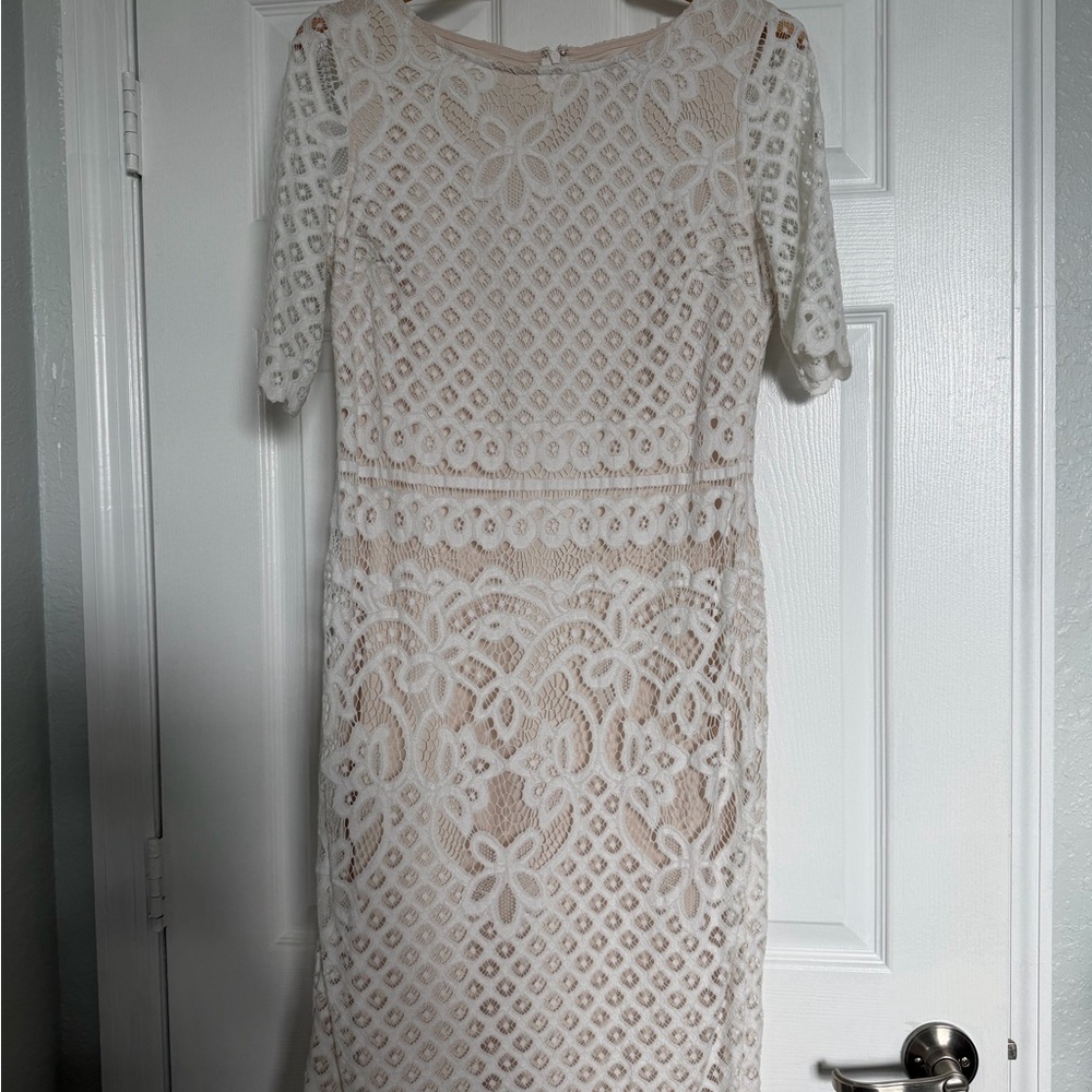 Donna Ricco White Lace Long Sleeve Dress